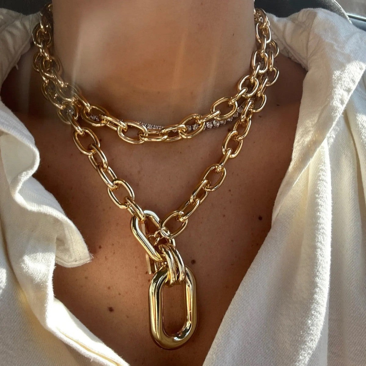 Vionne Necklace